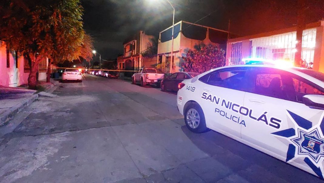policias-san-nicolas-resguardaron-sitio